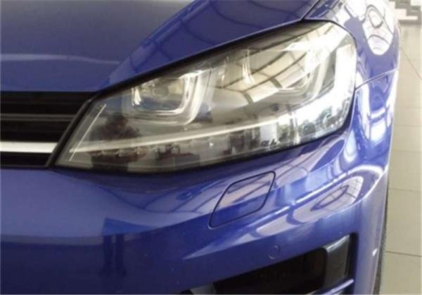 2016 VW Golf R