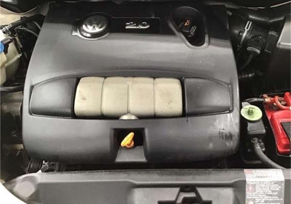2005 VW Beetle