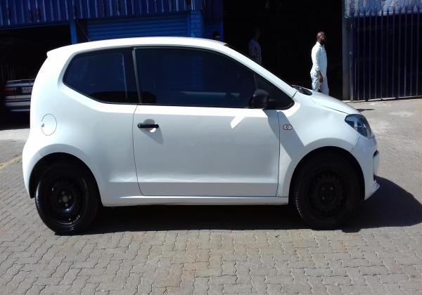 2014 VW up! 3-door