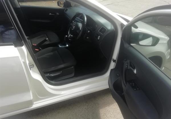 VW Polo 6 Sedan 2013