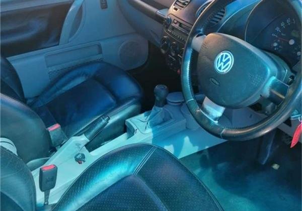 2000 VW Beetle