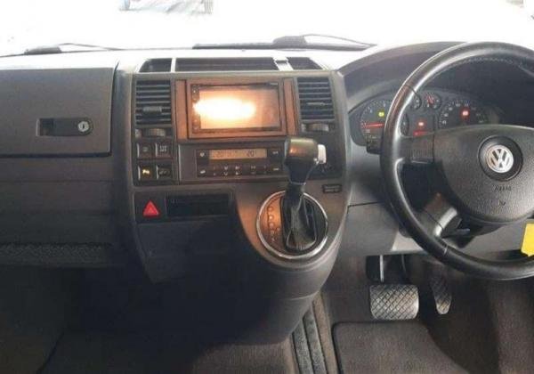 2008 VW Caravelle