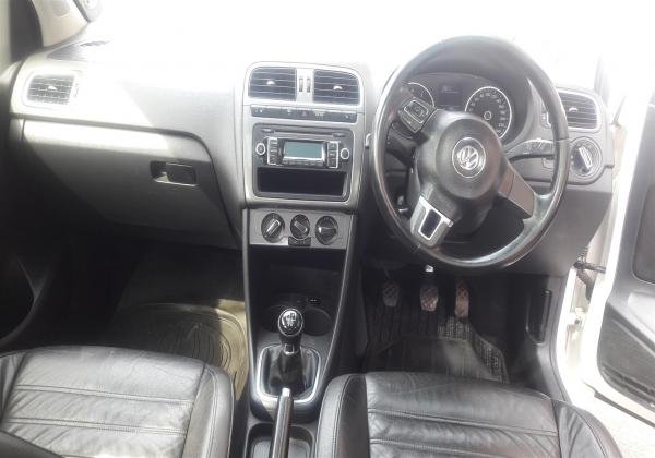 VW POLO6 2014