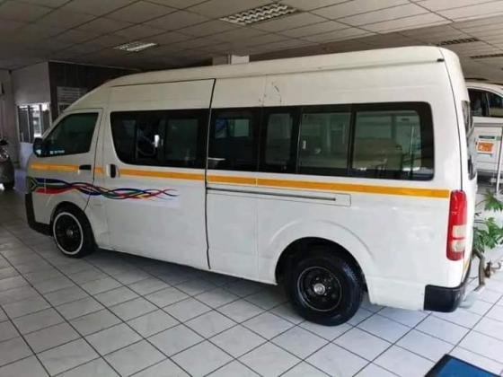 2013 TOYOTA QUANTUM 2.7 SESFIKILE 16 SEATER(158000KMS)  PRICE R170,000