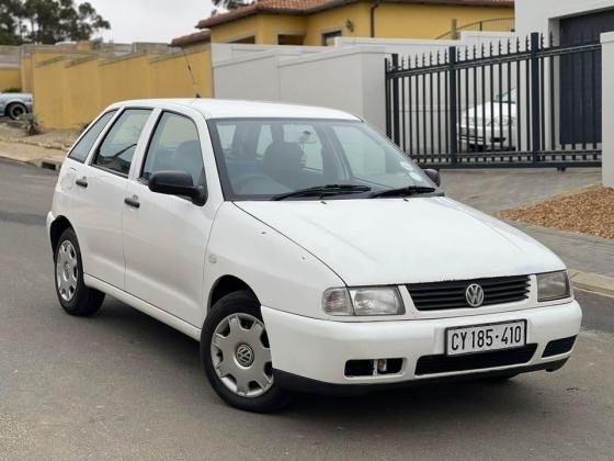 R766 Per Month :  2002 VOLKSWAGEN POLO PLAYA 1.4i
