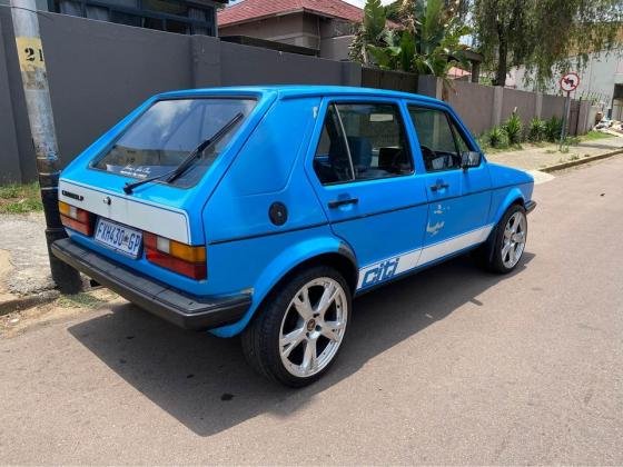 R666 Per Month : 1988 VW CITI GOLF